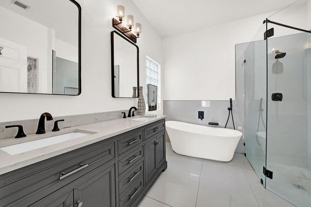 17021 NW 10TH Street, Pembroke Pines, FL 33028