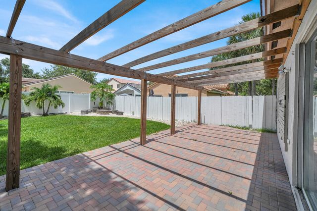 17021 NW 10TH Street, Pembroke Pines, FL 33028