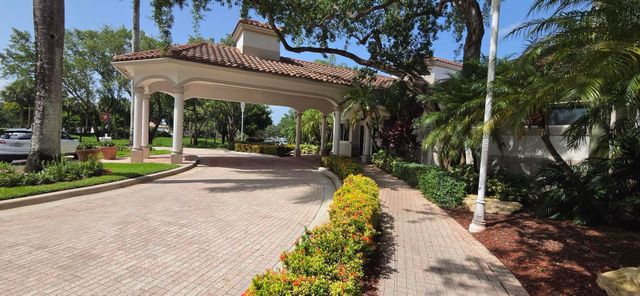 17021 NW 10TH Street, Pembroke Pines, FL 33028