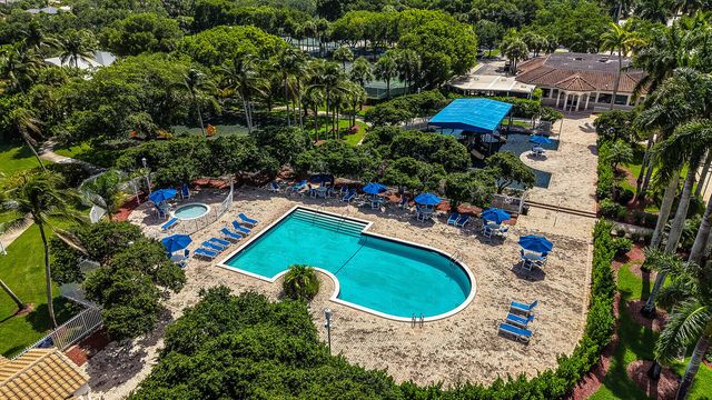 17021 NW 10TH Street, Pembroke Pines, FL 33028