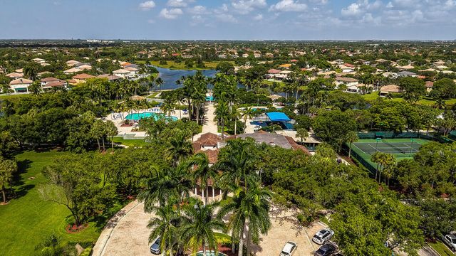 17021 NW 10TH Street, Pembroke Pines, FL 33028