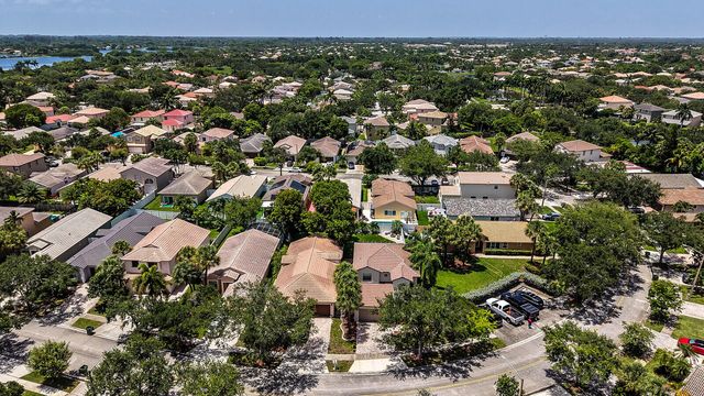 17021 NW 10TH Street, Pembroke Pines, FL 33028