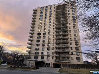 307 Prospect Avenue 4G, Hackensack, NJ 07601