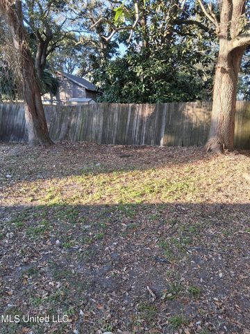 2411 Parsley Avenue, Pascagoula, MS 39567