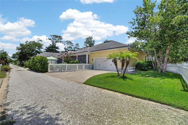 38 LAUGHING GULL LANE, Palm Coast, FL 32137