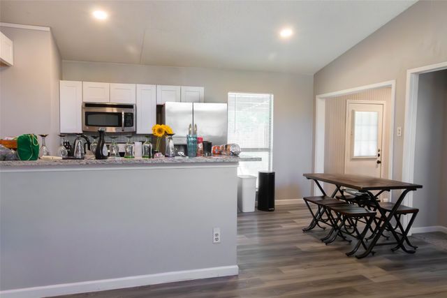 600 Benedict Lane, Arlington, TX 76002