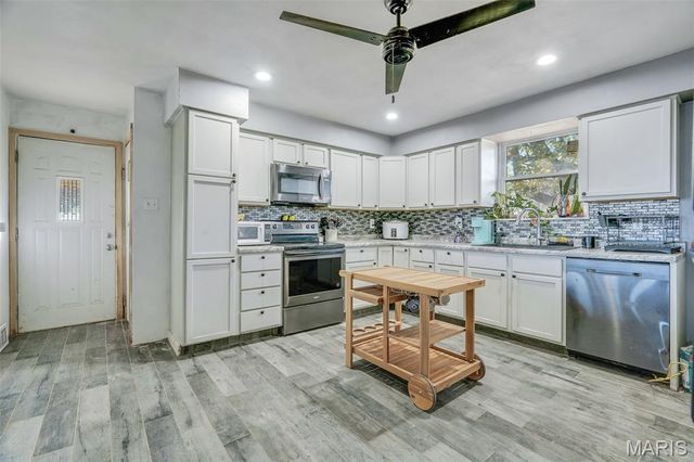 313 Old Fullerton Road, Belleville, IL 62226