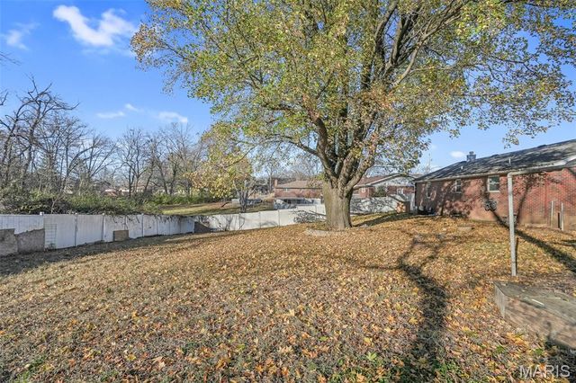 313 Old Fullerton Road, Belleville, IL 62226