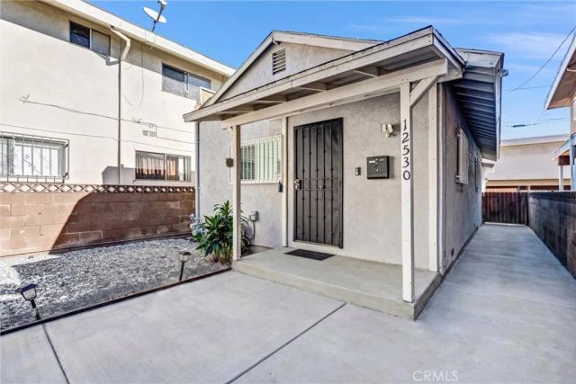 12530 Birch, Hawthorne, CA 90250