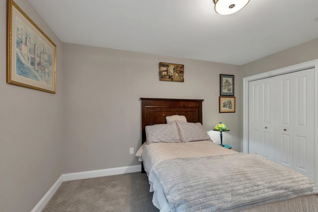 61 Acadia Ln Unit 107, Exeter, NH 03833