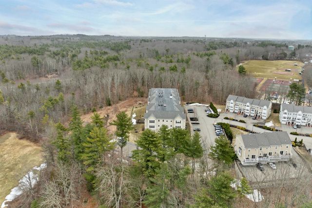 61 Acadia Ln Unit 107, Exeter, NH 03833