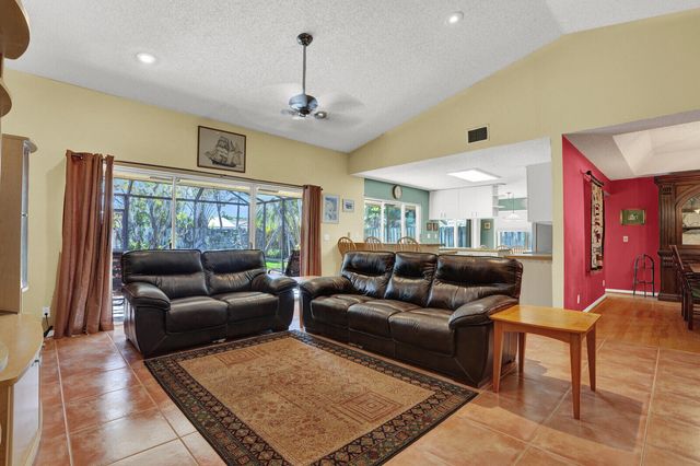 5696 Descartes Circle, Boynton Beach, FL 33472