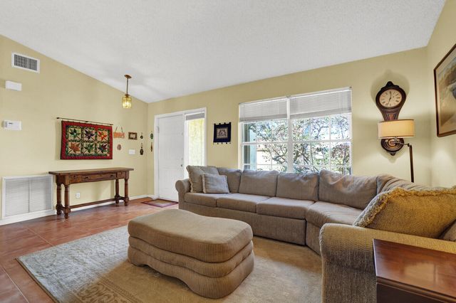 5696 Descartes Circle, Boynton Beach, FL 33472