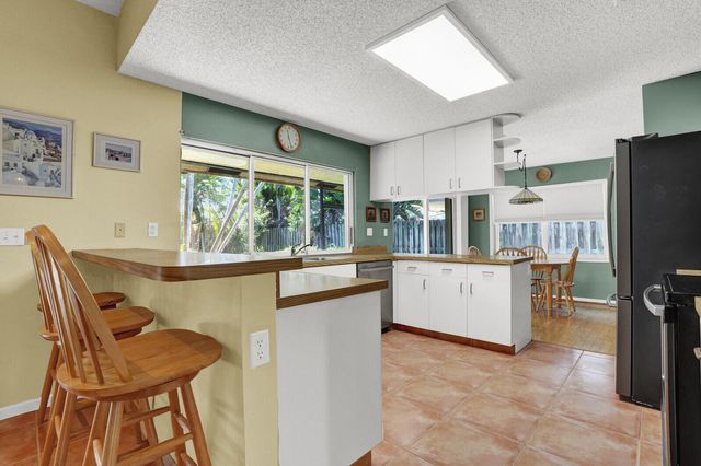 5696 Descartes Circle, Boynton Beach, FL 33472