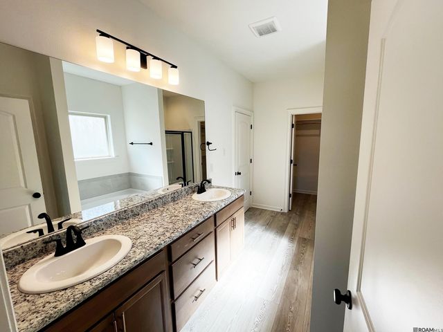 2220 Sherri's Way, Port Allen, LA 70767