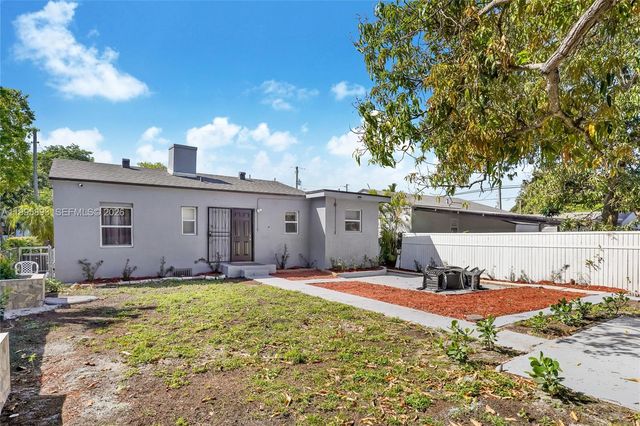 1283 NW 45th St, Miami, FL 33142