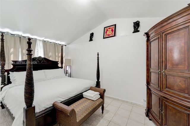 1283 NW 45th St, Miami, FL 33142