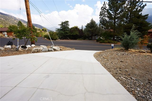 16520 Huron Drive, Pine Mountain Club, CA 93222