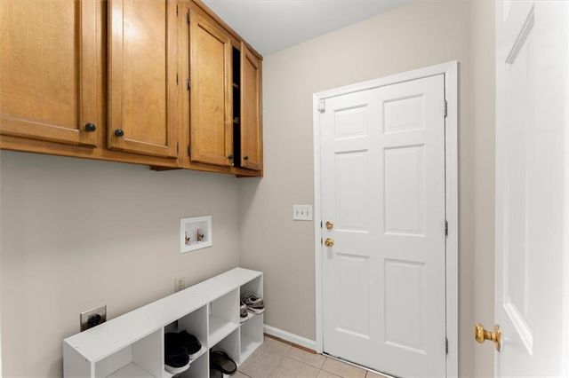 907 Forest Pond Drive, Marietta, GA 30068