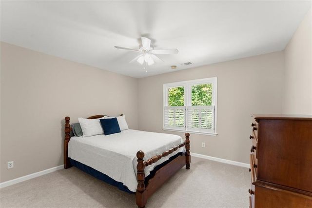 907 Forest Pond Drive, Marietta, GA 30068