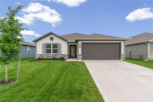 1702 Maci Street, Belton, MO 64012