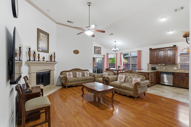 1442 Furlong Court, Irving, TX 75060