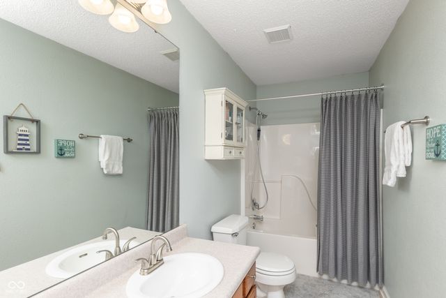 9652 Rhodes Court, Avon, IN 46123