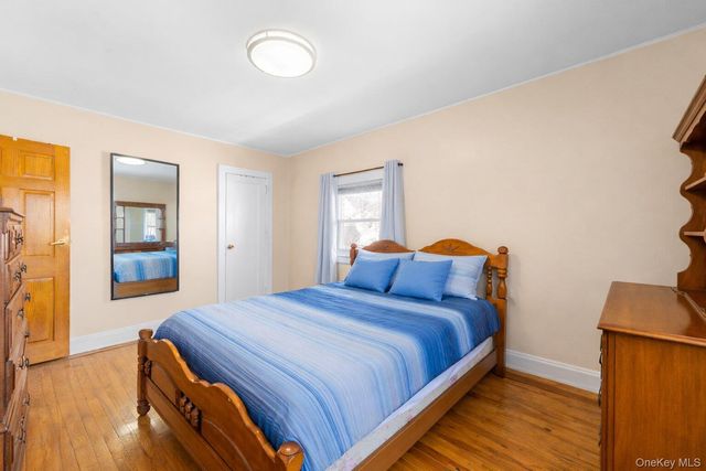13301 226th Street, Laurelton, NY 11413