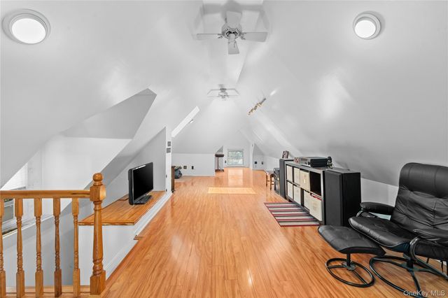 13301 226th Street, Laurelton, NY 11413