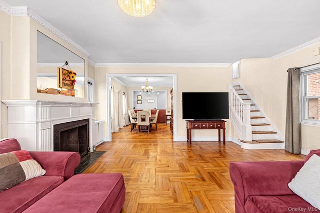 13301 226th Street, Laurelton, NY 11413