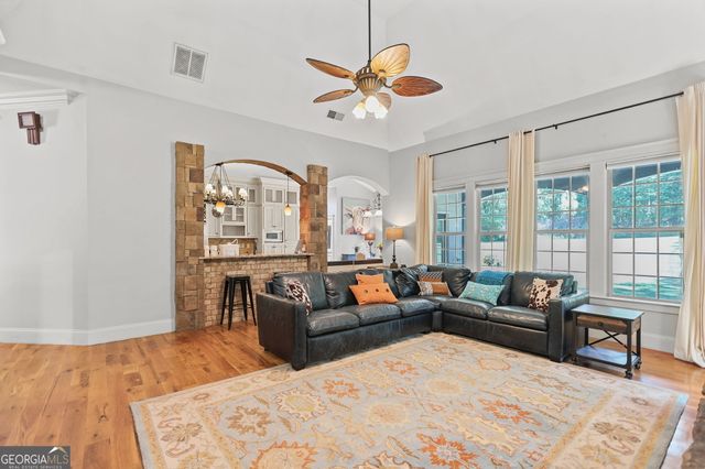 583 Haynie Road, Moreland, GA 30259