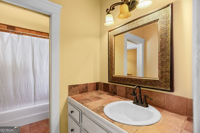 583 Haynie Road, Moreland, GA 30259
