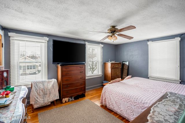 2544 Oak Grove Place, Toledo, OH 43613