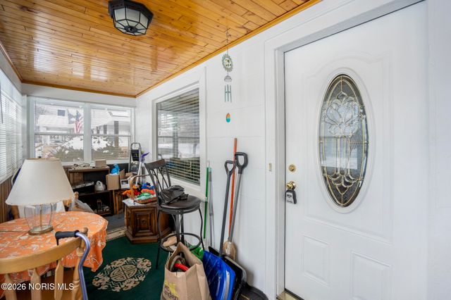 2544 Oak Grove Place, Toledo, OH 43613