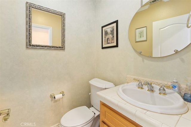 38410 Shoal Creek, Murrieta, CA 92562
