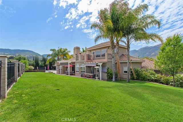 38410 Shoal Creek, Murrieta, CA 92562