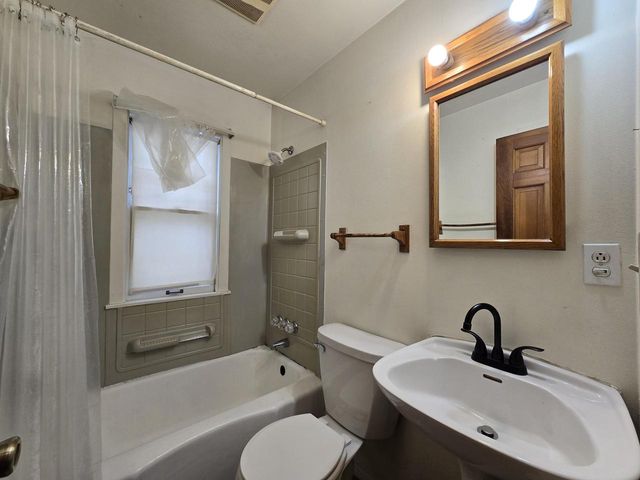 4123 W Good Hope ROAD, Milwaukee, WI 53209