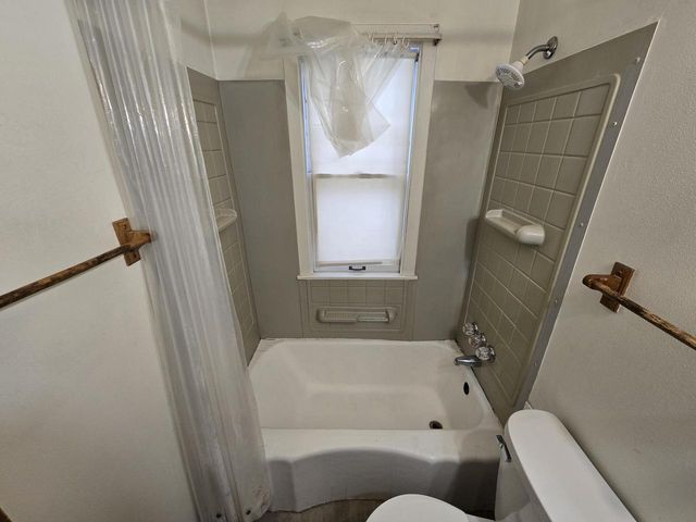 4123 W Good Hope ROAD, Milwaukee, WI 53209