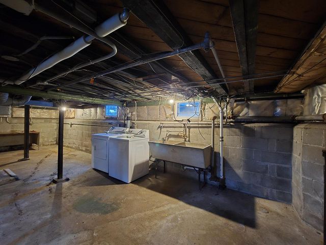 4123 W Good Hope ROAD, Milwaukee, WI 53209