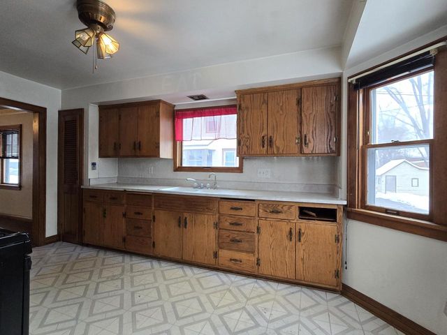 4123 W Good Hope ROAD, Milwaukee, WI 53209