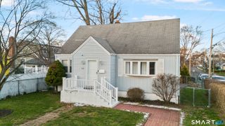 948 Wayne Street, Bridgeport, CT 06606