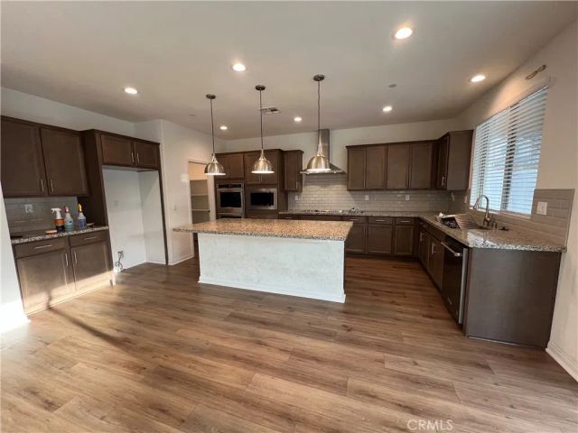 27379 Zeolite, Menifee, CA 92586