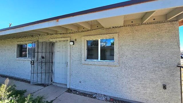 2202 W HEATHERBRAE Drive, Phoenix, AZ 85015