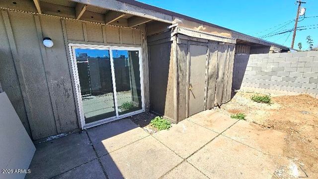 2202 W HEATHERBRAE Drive, Phoenix, AZ 85015