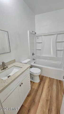 2202 W HEATHERBRAE Drive, Phoenix, AZ 85015