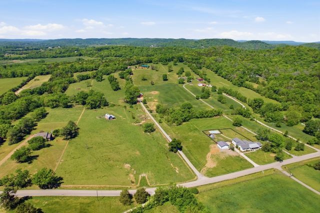 2982 McCanless Rd, Nolensville, TN 37135