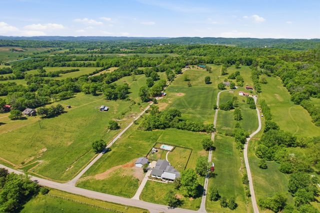 2982 McCanless Rd, Nolensville, TN 37135