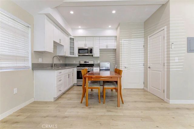 6600 Charlesworth Avenue, North Hollywood, CA 91606