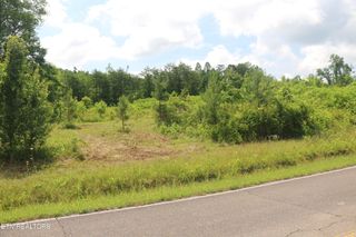 2 N Nopone Valley Rd, Decatur, TN 37322