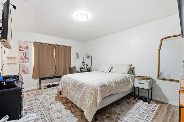 10 W 9th Street, Clovis, CA 93612